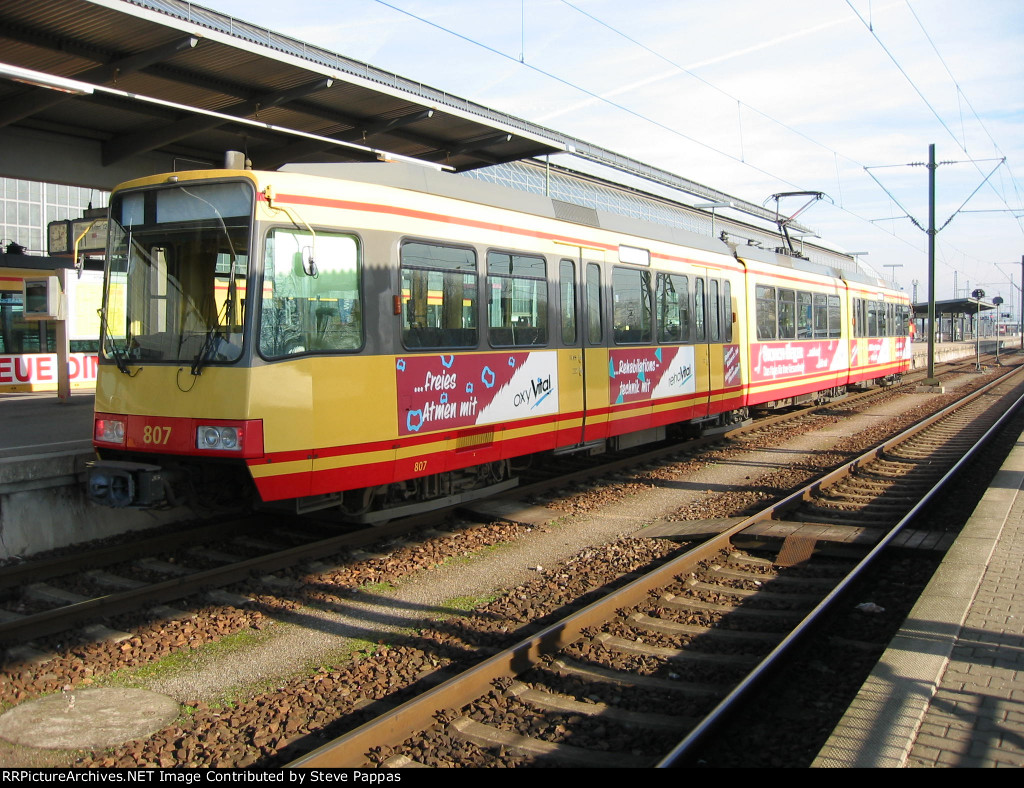 A local Strassenbahn set at Karlsruehe Bahnhof